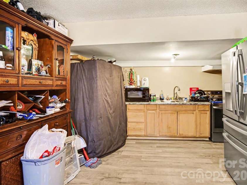 12 Bost Avenue, Concord, NC 28027.  MLS# CAR4381096, YatesRealty ID 2118. Kitchen
