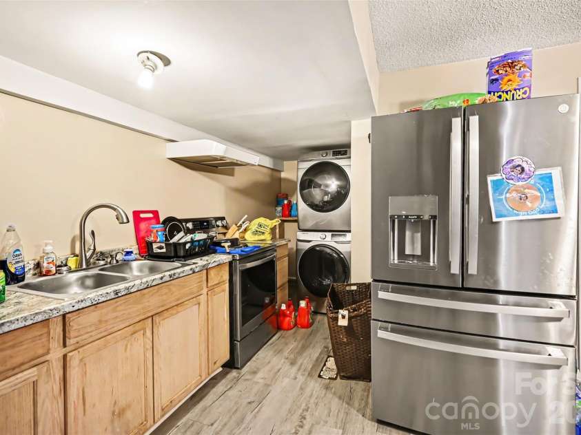 12 Bost Avenue, Concord, NC 28027.  MLS# CAR4381096, YatesRealty ID 2118. Kitchen