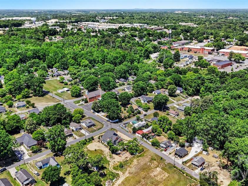 12 Bost Avenue, Concord, NC 28027.  MLS# CAR4381096, YatesRealty ID 2118. Property proximity to Downtown Concord