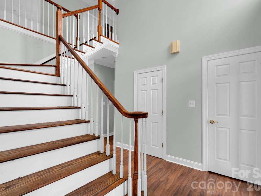 5305 Ravenglass Court, Waxhaw, NC 28173.  MLS# CAR4334930, YatesRealty ID 2118. 