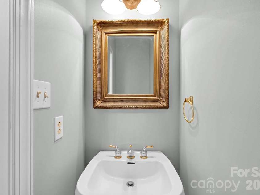 5305 Ravenglass Court, Waxhaw, NC 28173.  MLS# CAR4334930, YatesRealty ID 2118. 