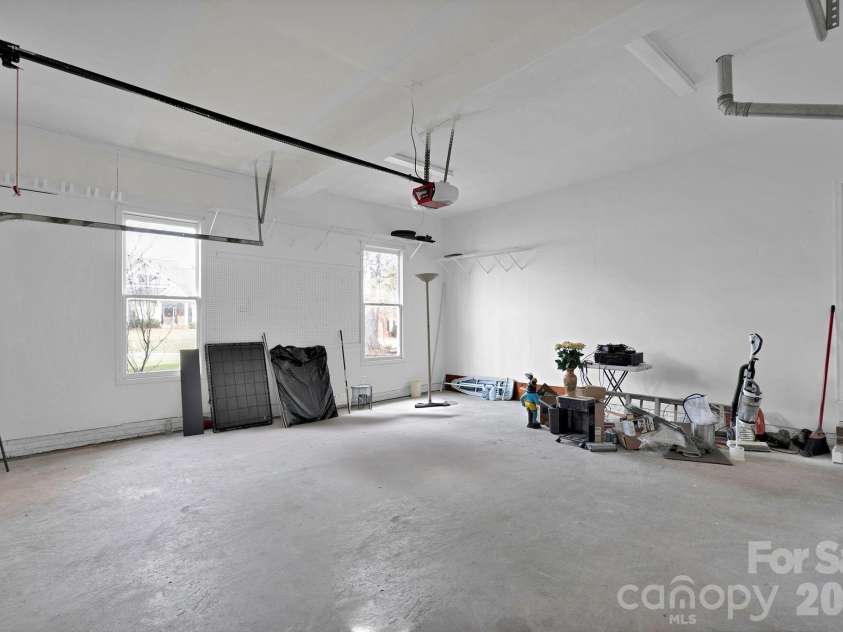 5305 Ravenglass Court, Waxhaw, NC 28173.  MLS# CAR4334930, YatesRealty ID 2118. 