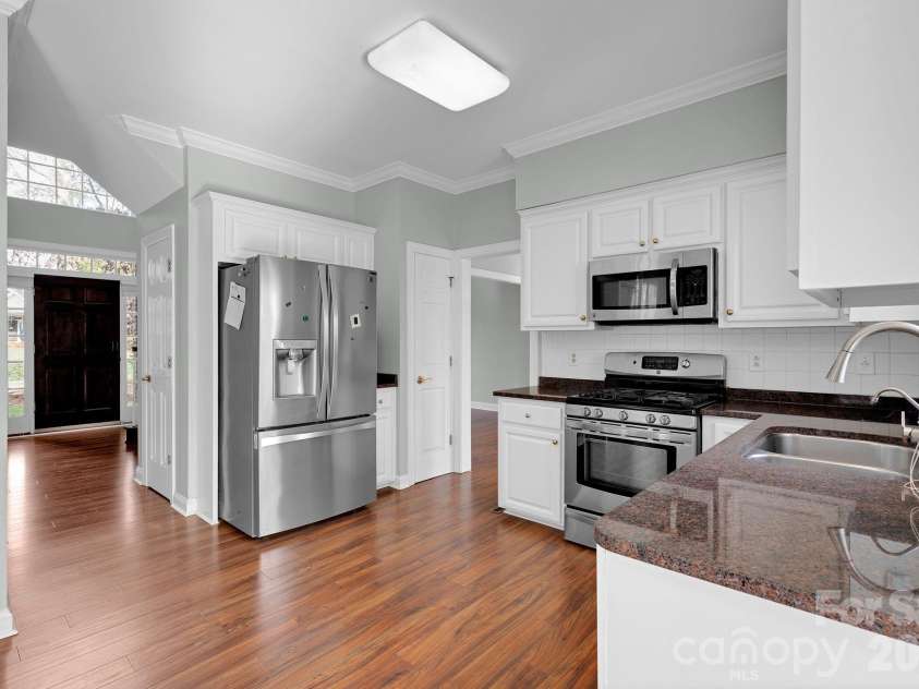 5305 Ravenglass Court, Waxhaw, NC 28173.  MLS# CAR4334930, YatesRealty ID 2118. 