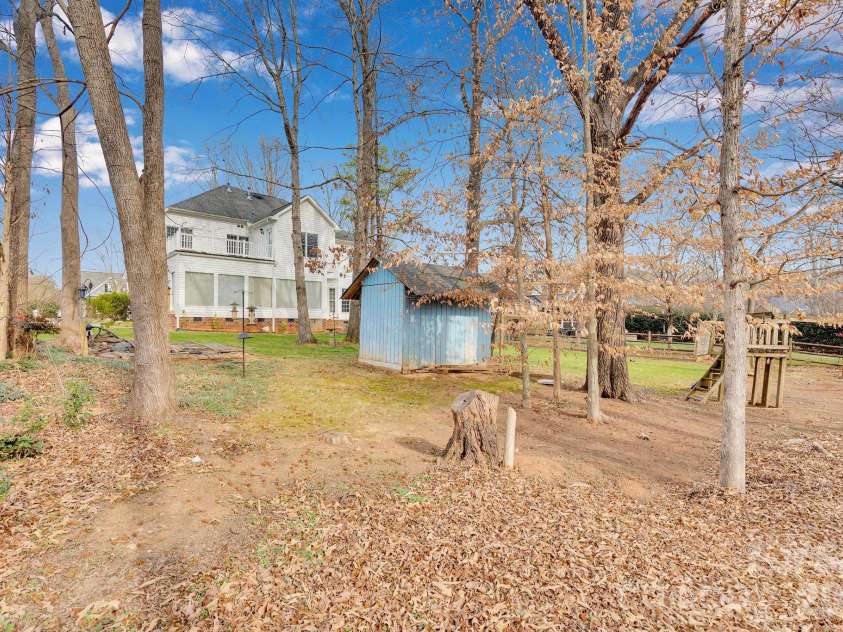 5305 Ravenglass Court, Waxhaw, NC 28173.  MLS# CAR4334930, YatesRealty ID 2118. 