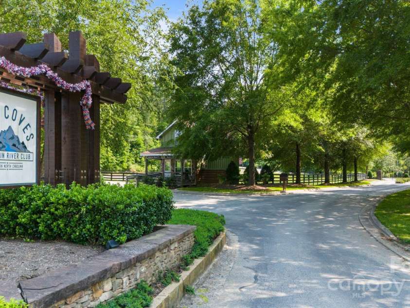 5626 Rocky Falls Lane, Lenoir, NC 28645.  MLS# CAR4266491, YatesRealty ID 2118. 