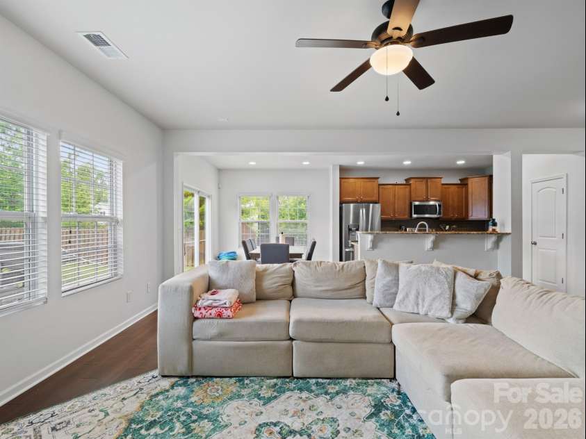 3702 Wiegon Lane, Charlotte, NC 28216.  MLS# CAR4377056, YatesRealty ID 21180. 