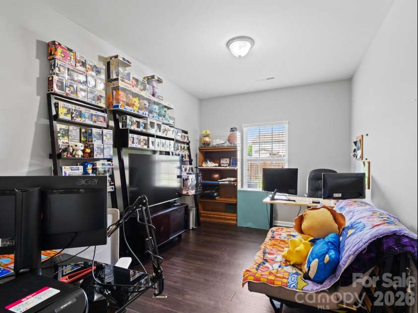 3702 Wiegon Lane, Charlotte, NC 28216.  MLS# CAR4377056, YatesRealty ID 21180. 