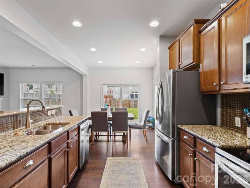 3702 Wiegon Lane, Charlotte, NC 28216.  MLS# CAR4377056, YatesRealty ID 21180. 