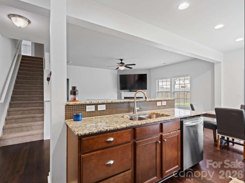 3702 Wiegon Lane, Charlotte, NC 28216.  MLS# CAR4377056, YatesRealty ID 21180. 