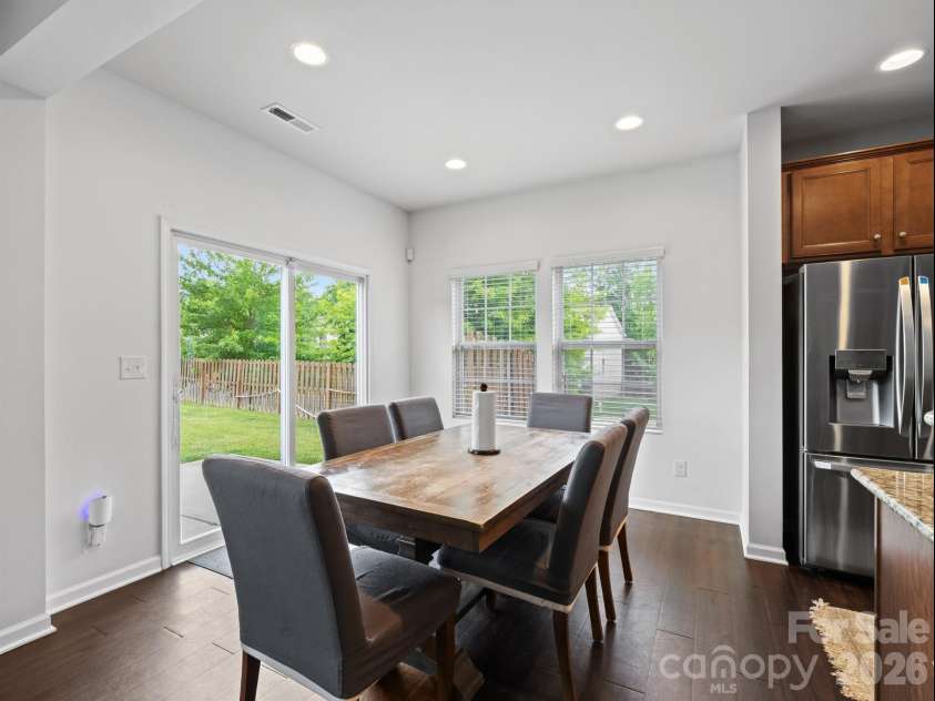 3702 Wiegon Lane, Charlotte, NC 28216.  MLS# CAR4377056, YatesRealty ID 21180. 