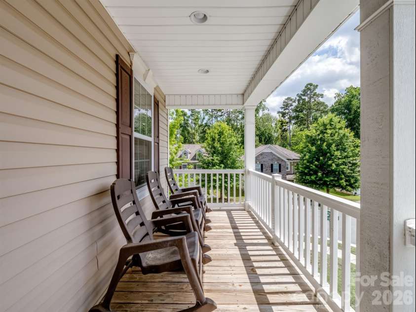 3702 Wiegon Lane, Charlotte, NC 28216.  MLS# CAR4377056, YatesRealty ID 21180. 