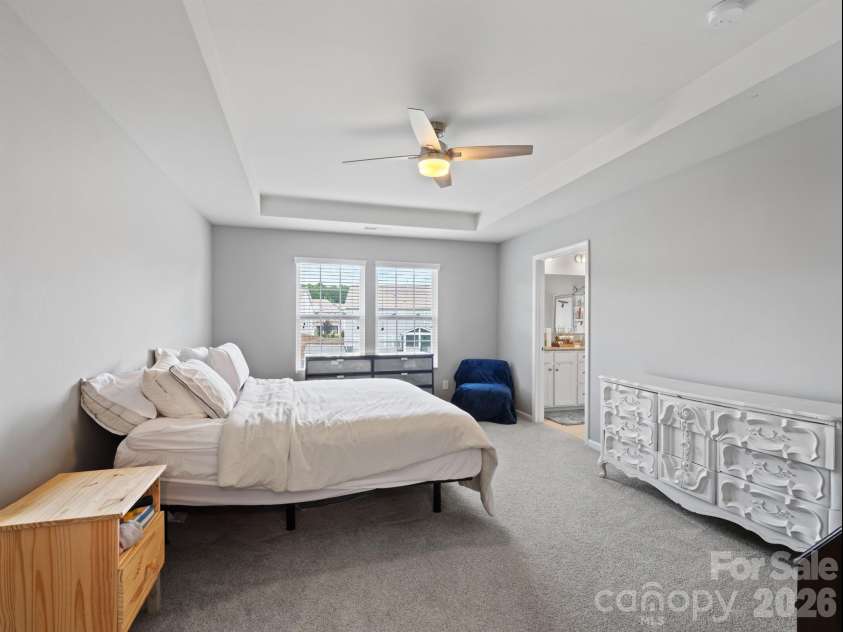 3702 Wiegon Lane, Charlotte, NC 28216.  MLS# CAR4377056, YatesRealty ID 21180. 