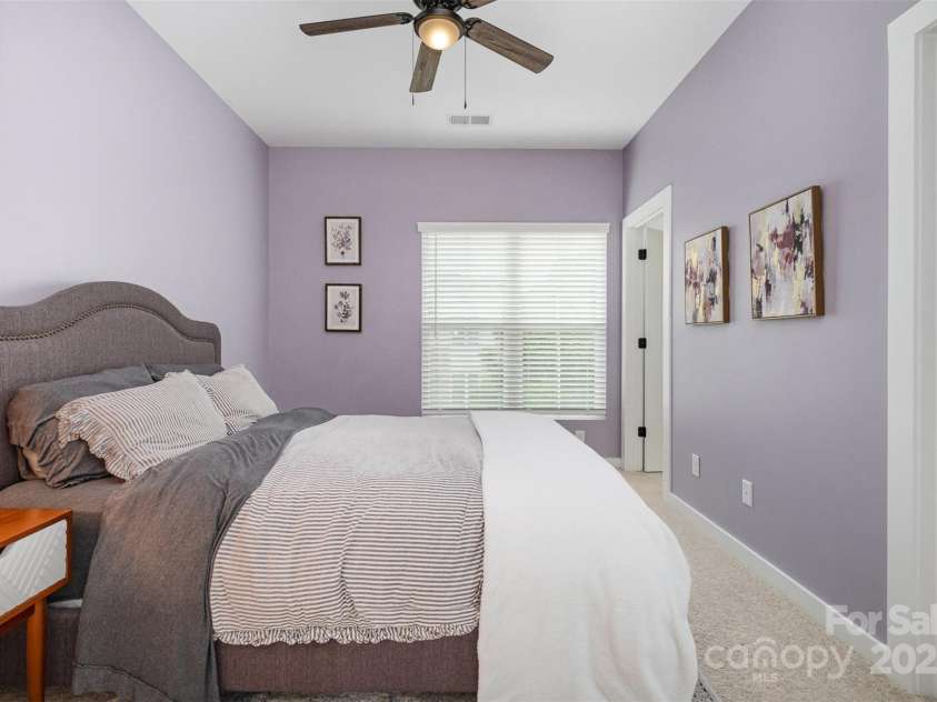 791 Seigle Point Drive, Charlotte, NC 28204.  MLS# CAR4243116, YatesRealty ID 21182. Secondary bedroom