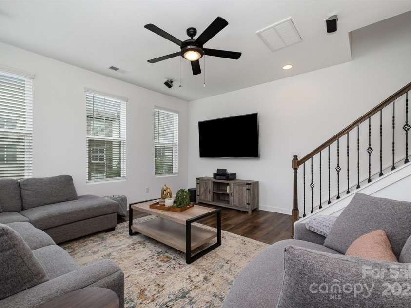 791 Seigle Point Drive, Charlotte, NC 28204.  MLS# CAR4243116, YatesRealty ID 21182. Surround sound speakers & system convey