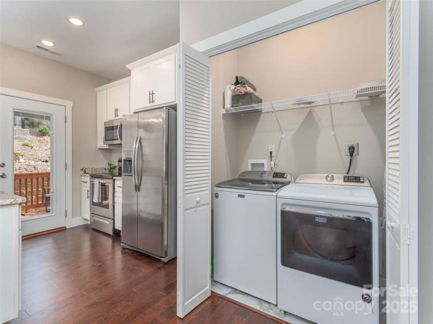 41 Wheeler Road, Weaverville, NC 28787.  MLS# CAR4257192, YatesRealty ID 21183. 