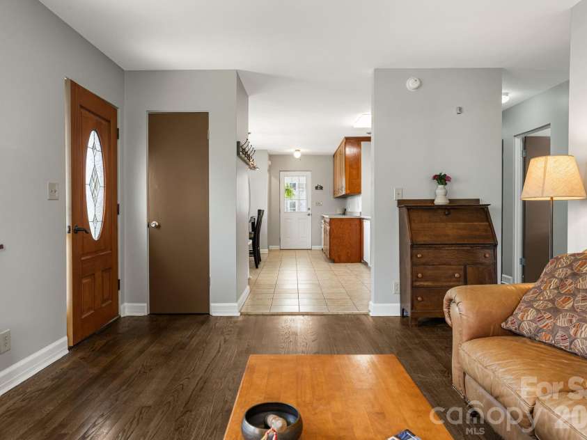 194 Carolina Avenue, Brevard, NC 28712.  MLS# CAR4366437, YatesRealty ID 21184. 
