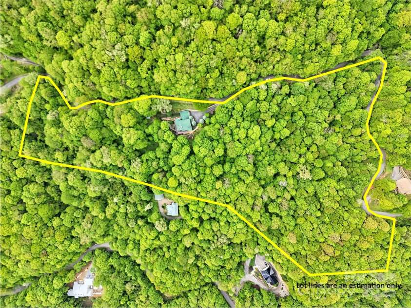 421 Ramp Patch Lane, Waynesville, NC 28786.  MLS# CAR4257466, YatesRealty ID 21184. 13.21 Acres