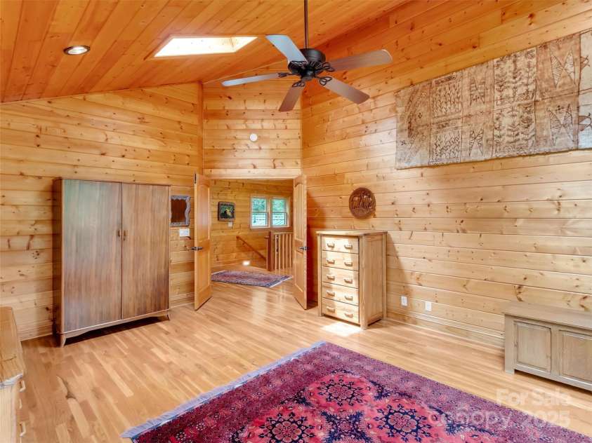 421 Ramp Patch Lane, Waynesville, NC 28786.  MLS# CAR4257466, YatesRealty ID 21184. 