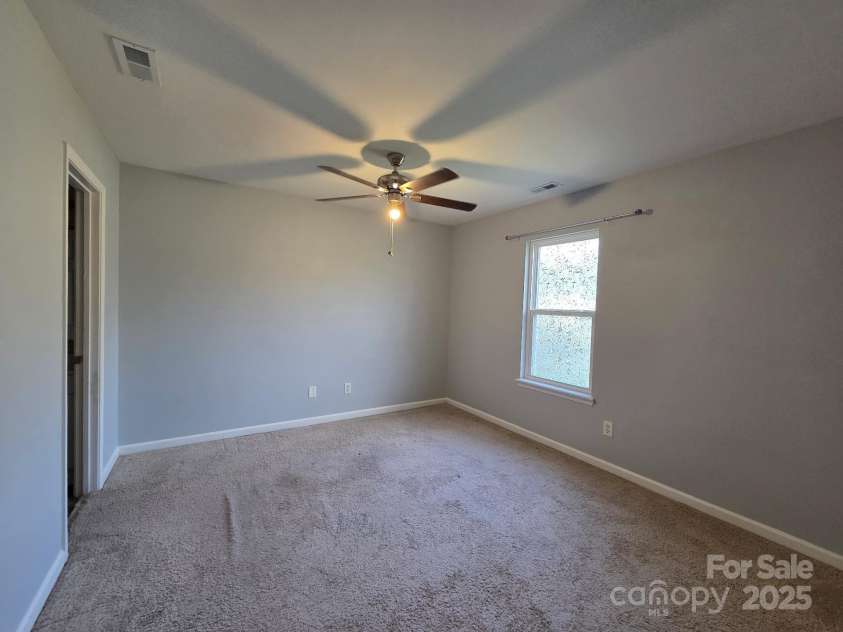 290 Greentree Drive, Rock Hill, SC 29730.  MLS# CAR4258089, YatesRealty ID 21185. 