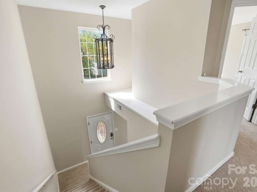 9213 Chastain Walk Drive, Charlotte, NC 28216.  MLS# CAR4373984, YatesRealty ID 21185. 