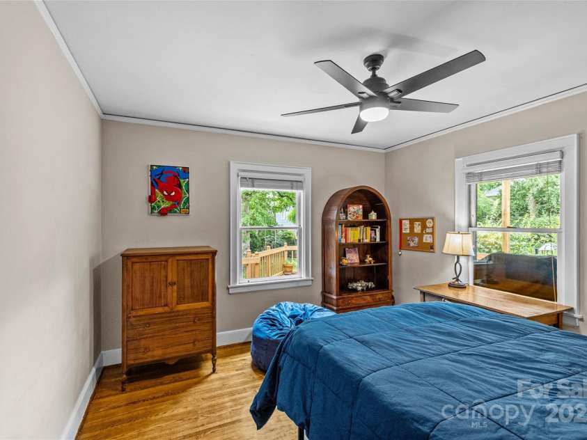 2005 Scott Avenue, Charlotte, NC 28203.  MLS# CAR4270087, YatesRealty ID 21186. Bedroom 2