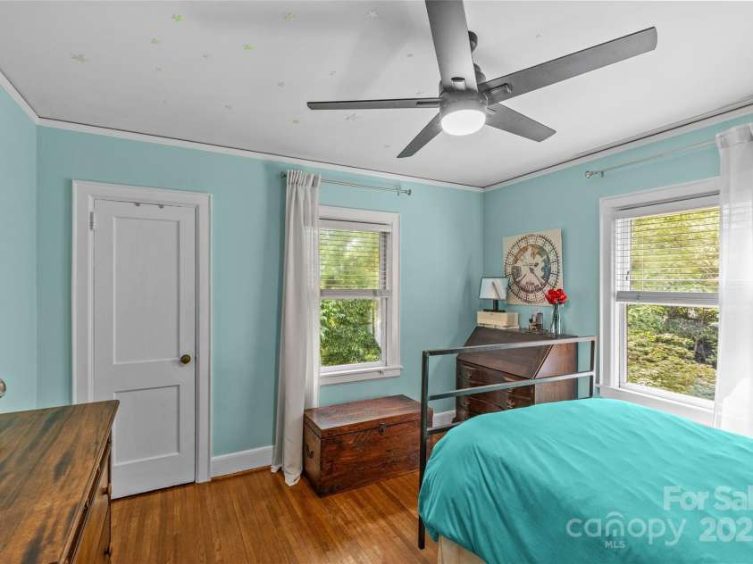 2005 Scott Avenue, Charlotte, NC 28203.  MLS# CAR4270087, YatesRealty ID 21186. Bedroom 3