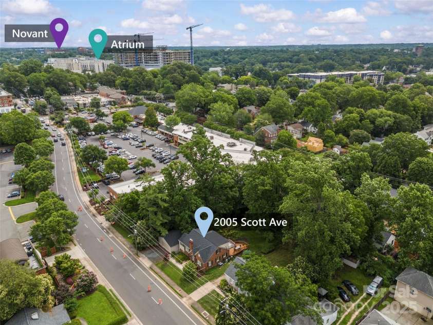 2005 Scott Avenue, Charlotte, NC 28203.  MLS# CAR4270087, YatesRealty ID 21186. Incredible location just 5 minute drive to Atrium main