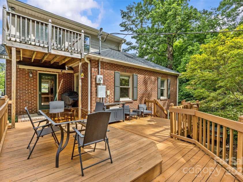 2005 Scott Avenue, Charlotte, NC 28203.  MLS# CAR4299263, YatesRealty ID 21186. Deck off back of home