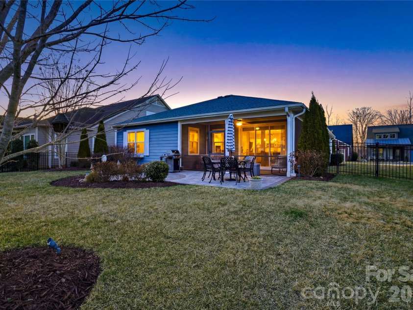 4899 Looking Glass Trail, Denver, NC 28037.  MLS# CAR4341115, YatesRealty ID 21188. 