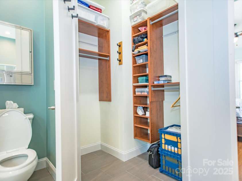 547 Ashby Drive, Davidson, NC 28036.  MLS# CAR4299072, YatesRealty ID 21188. 