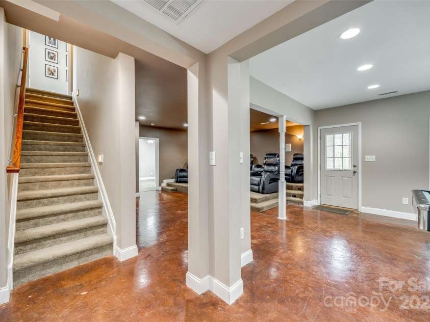 1813 Robbins Meadows Drive, Waxhaw, NC 28173.  MLS# CAR4242348, YatesRealty ID 21189. 