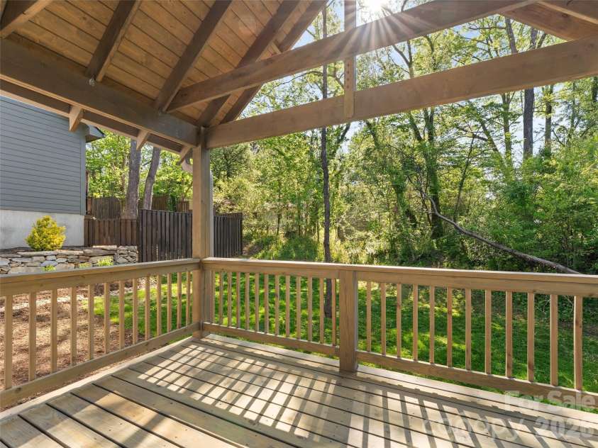 551 Fisher Road, Brevard, NC 28712.  MLS# CAR4363156, YatesRealty ID 21189. 
