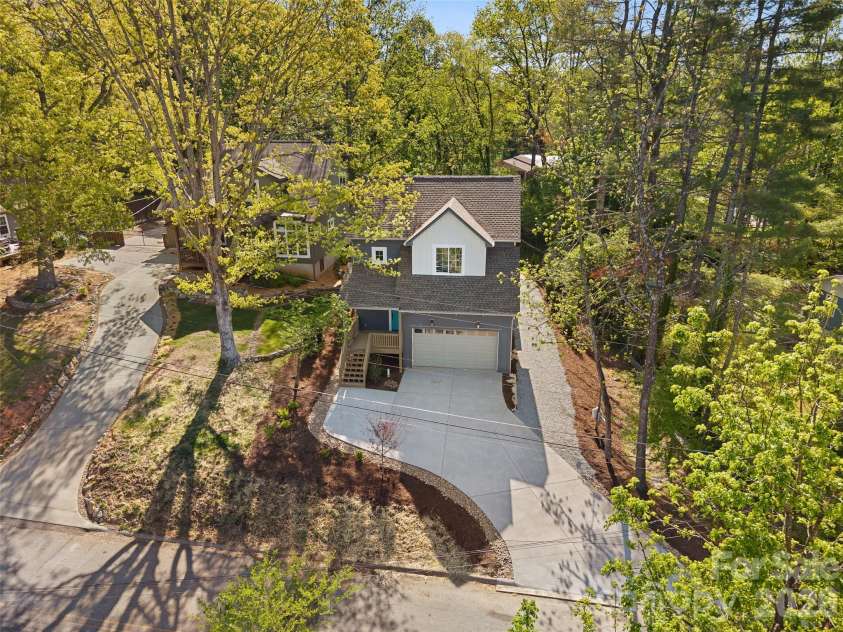 551 Fisher Road, Brevard, NC 28712.  MLS# CAR4363156, YatesRealty ID 21189. 