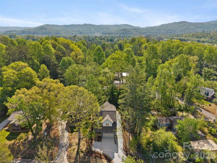551 Fisher Road, Brevard, NC 28712.  MLS# CAR4363156, YatesRealty ID 21189. 