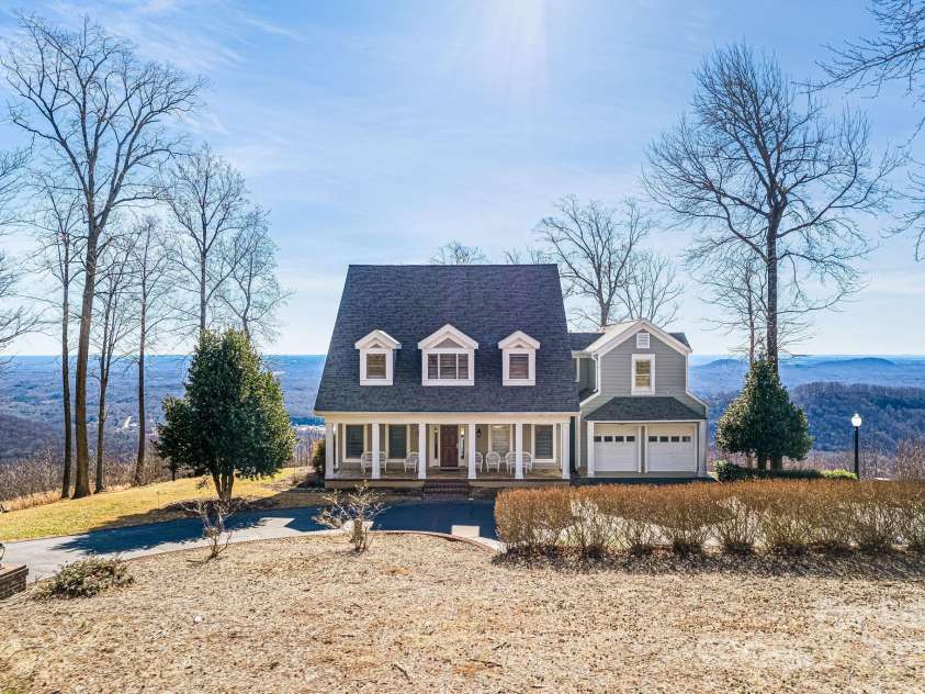 11 By The Wayside Drive, Columbus, NC 28722.  MLS# CAR4276820, YatesRealty ID 2119. 