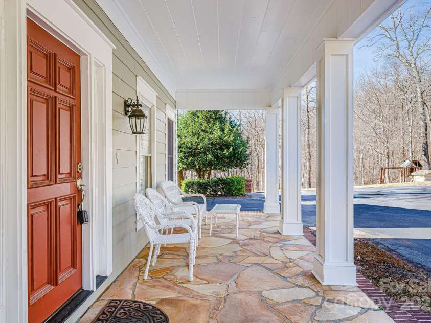 11 By The Wayside Drive, Columbus, NC 28722.  MLS# CAR4276820, YatesRealty ID 2119. 