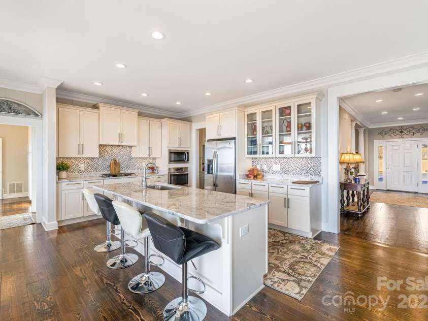 11 By The Wayside Drive, Columbus, NC 28722.  MLS# CAR4276820, YatesRealty ID 2119. 