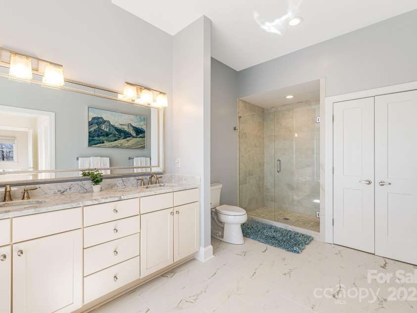 11 By The Wayside Drive, Columbus, NC 28722.  MLS# CAR4276820, YatesRealty ID 2119. 