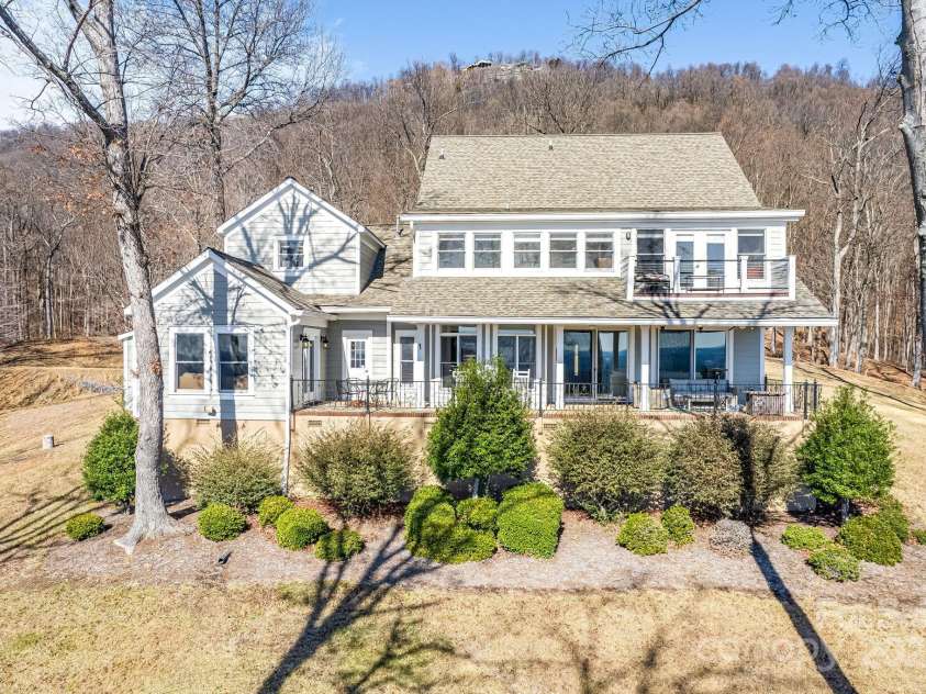 11 By The Wayside Drive, Columbus, NC 28722.  MLS# CAR4276820, YatesRealty ID 2119. 