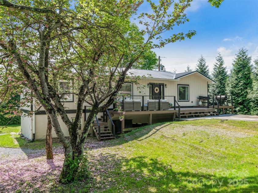 2129 Old US 25 Highway, Zirconia, NC 28790.  MLS# CAR4252611, YatesRealty ID 21191. 
