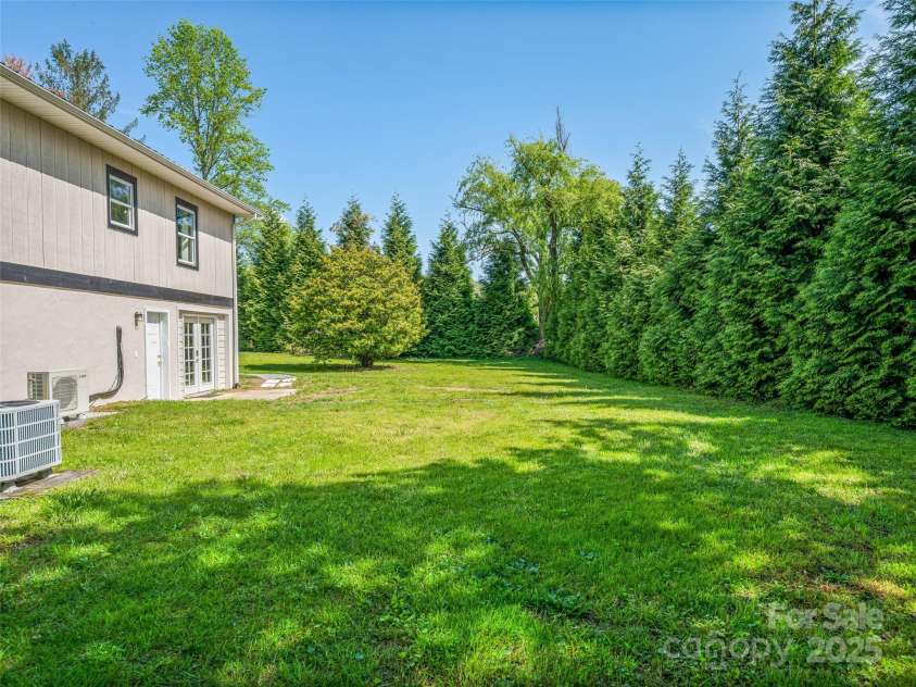 2129 Old US 25 Highway, Zirconia, NC 28790.  MLS# CAR4252611, YatesRealty ID 21191. 