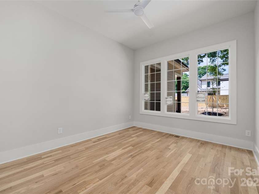1817 Union Street, Charlotte, NC 28205.  MLS# CAR4252790, YatesRealty ID 21192. 