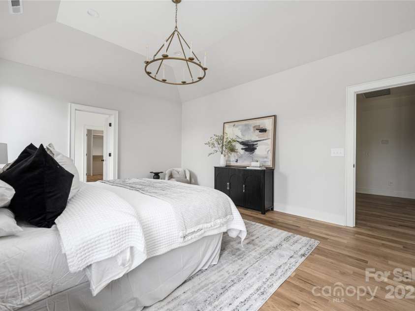 1817 Union Street, Charlotte, NC 28205.  MLS# CAR4252790, YatesRealty ID 21192. 