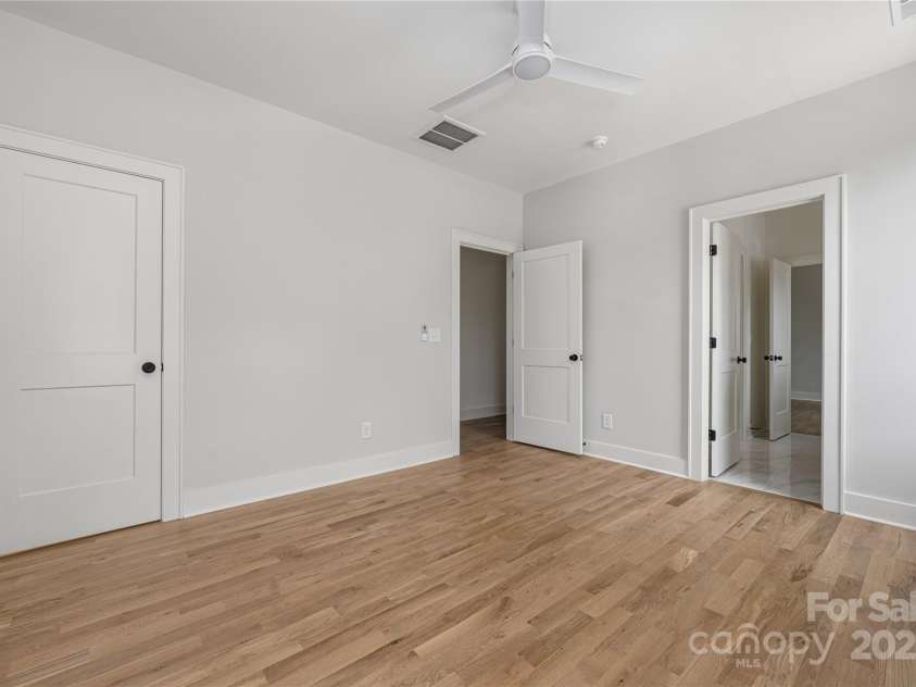 1817 Union Street, Charlotte, NC 28205.  MLS# CAR4252790, YatesRealty ID 21192. Bedroom