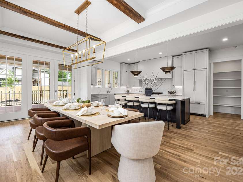 1817 Union Street, Charlotte, NC 28205.  MLS# CAR4252790, YatesRealty ID 21192. Dining Room
