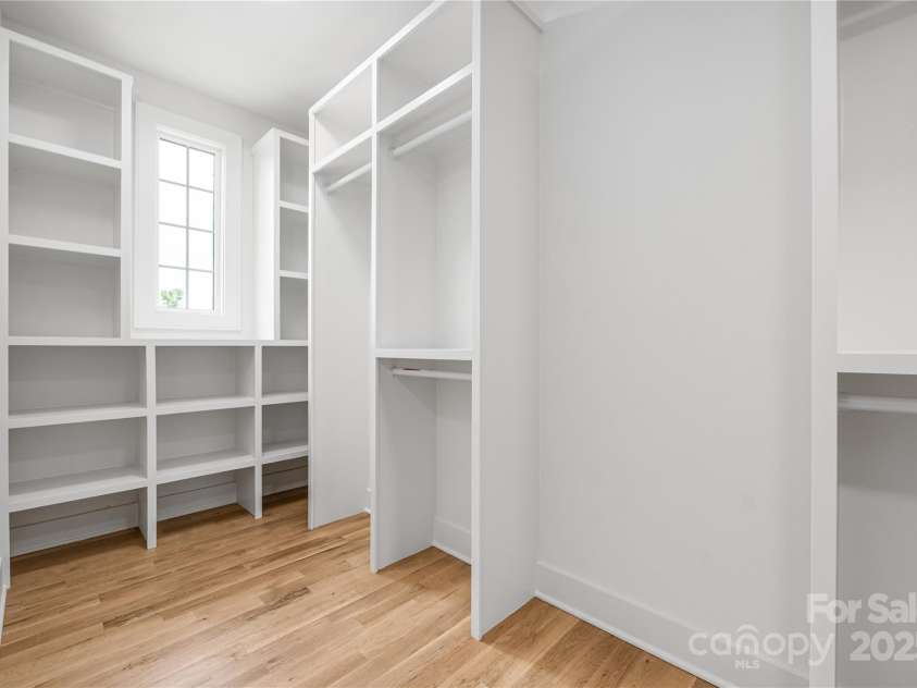 1817 Union Street, Charlotte, NC 28205.  MLS# CAR4252790, YatesRealty ID 21192. Primary Closet