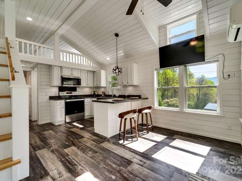 619/621 Kitchens Branch Road, Sylva, NC 28779.  MLS# CAR4247971, YatesRealty ID 21193. Tiny Home