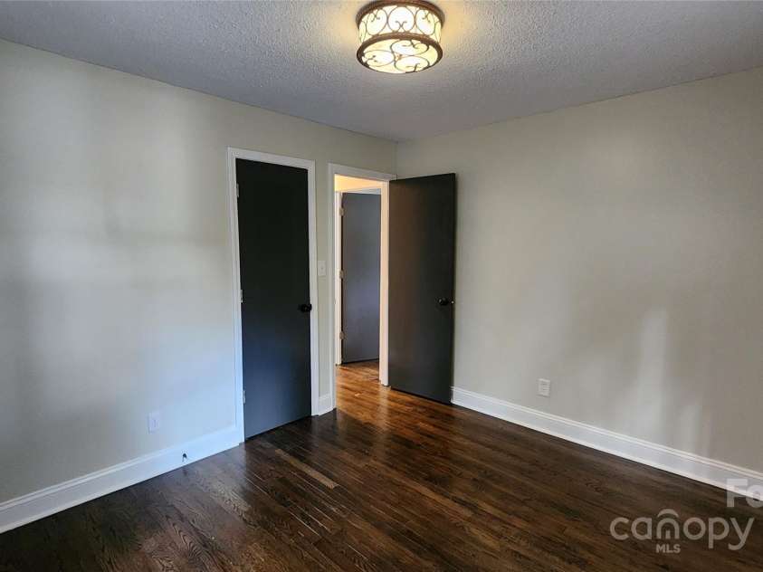 199 Druid Drive, Asheville, NC 28806.  MLS# CAR4250894, YatesRealty ID 21194. 