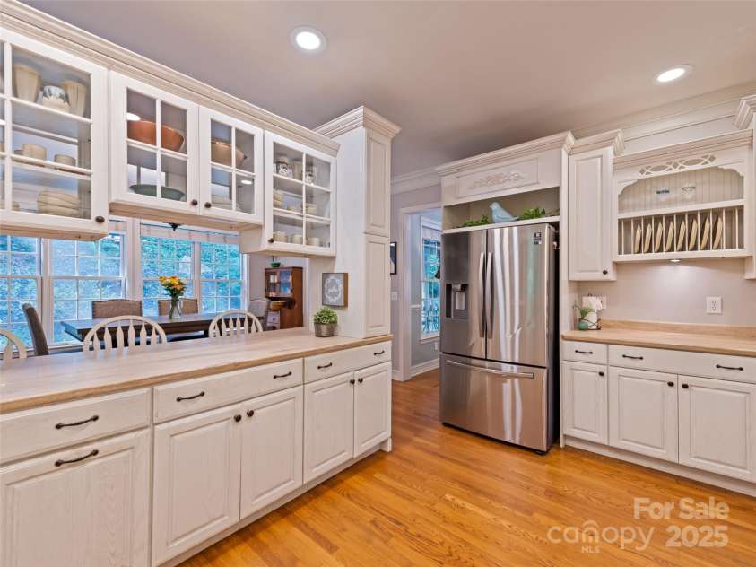 40 Panda Trail, Waynesville, NC 28785.  MLS# CAR4296115, YatesRealty ID 21194. 
