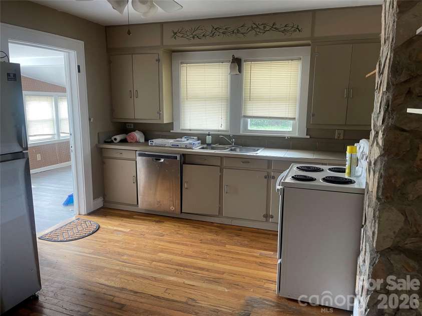 2490 Connelly Springs Road, Granite Falls, NC 28630.  MLS# CAR4378338, YatesRealty ID 21195. 